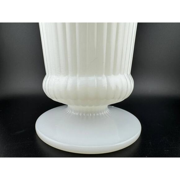 Vintage E.O. Brody Co. Milk Glass Vase - Picture 6 of 8